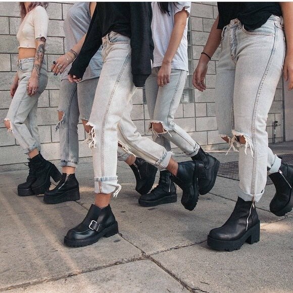 UNIF Billie Jean - Picture 1 of 6